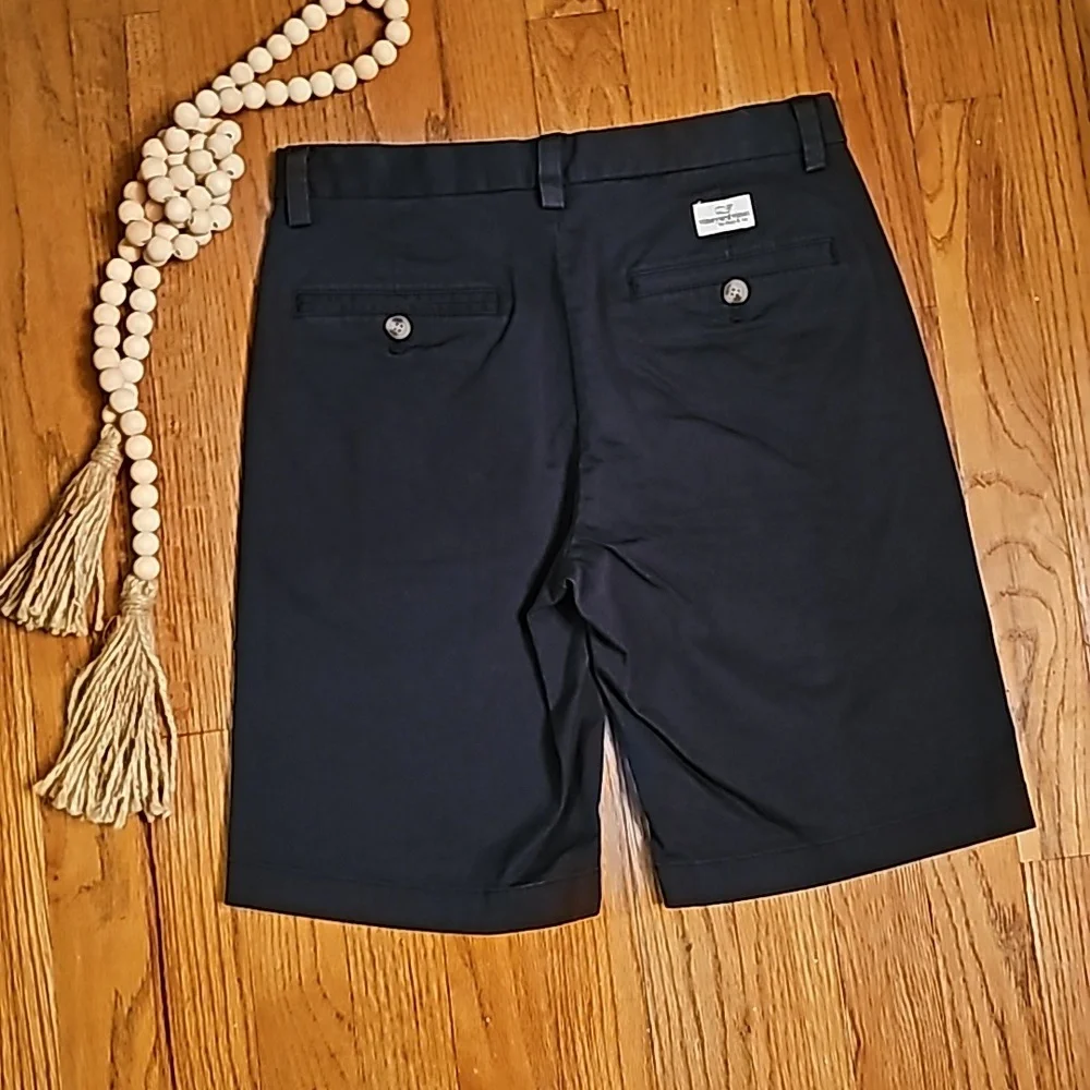 *LIKE NEW* Vineyard Vines navy shorts side 14 adjustable waist